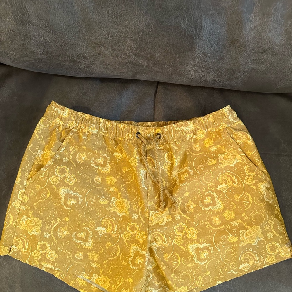 Toad&Co Mustard Floral Shorts
